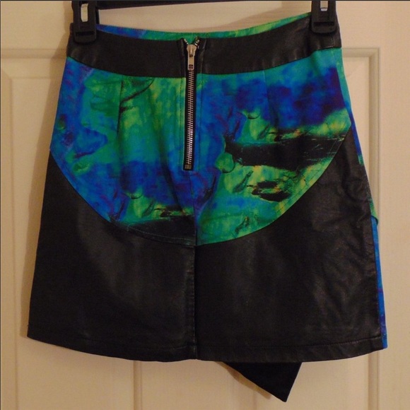 One Way Watercolor Asymmetric Vegan Leather Skirt - Picture 3 of 4